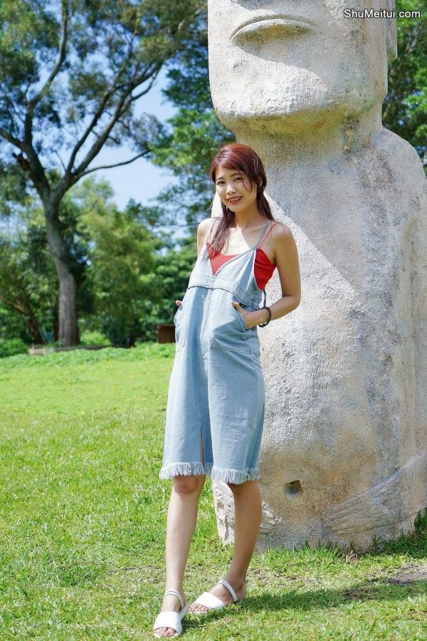 穿平底凉鞋的美腿人妻在巨石阵游玩[第49张/共61张]
