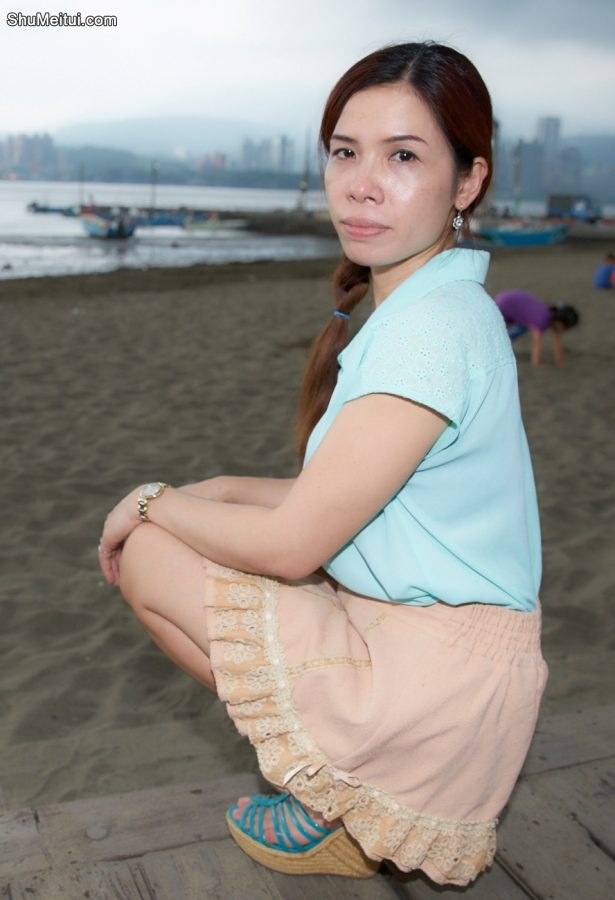 性感熟妇王翠嫂又旅游去了，当然要分享给各位老铁了[第7张/共14张]