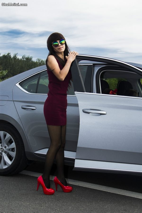 熟女的风情确实要命 气质女神影子少妇又驾到了[第10张/共54张]