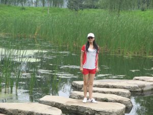 我的历史老师喜欢扮嫩秀美腿