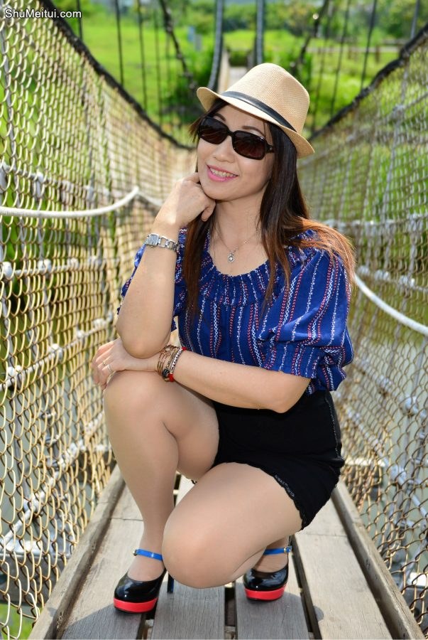 成熟的长腿芝姐阳光下高清晰肉丝[第12张/共56张]