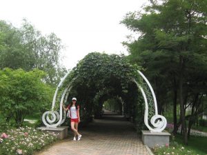 我的历史老师喜欢扮嫩秀美腿