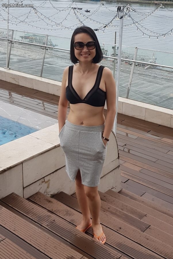 美雅姐泳装好身材上围丰满[第5张/共13张]