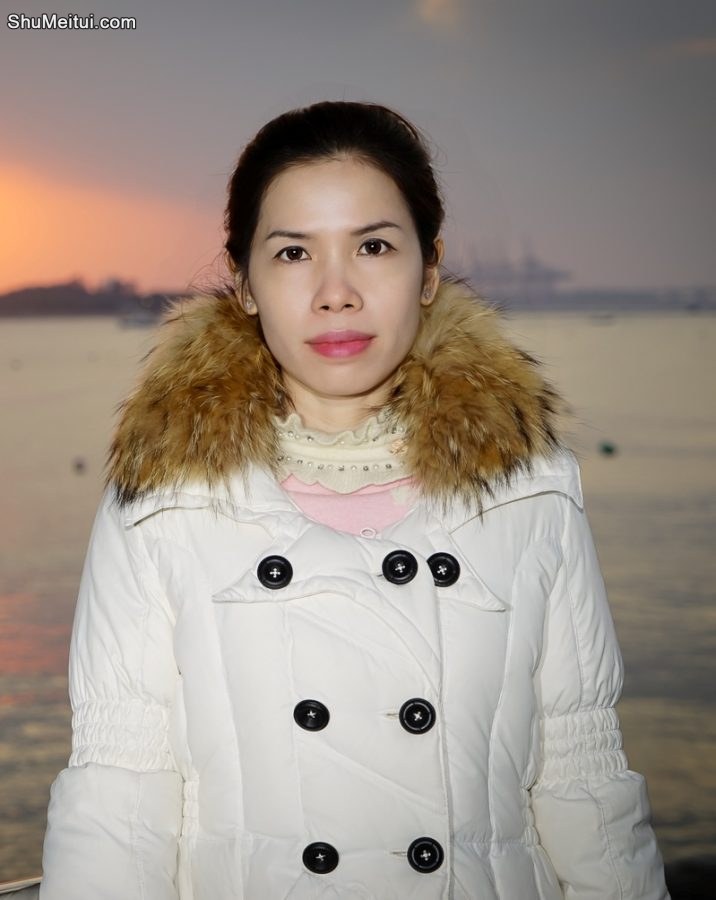 性感美妇王翠嫂来到海边浪一圈，有粉丝吗[第9张/共16张]