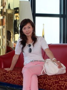 风姿卓越的贵妇在阿联酋之旅