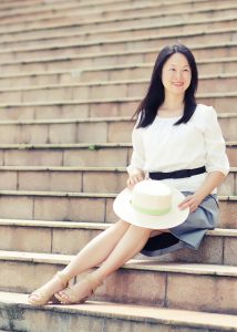 三十年后重返校园,气质优雅的Elin姐写真照片