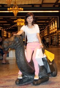 风姿卓越的贵妇在阿联酋之旅