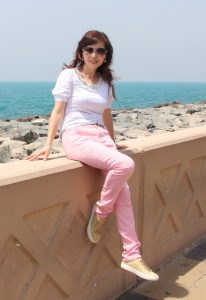 风姿卓越的贵妇在阿联酋之旅