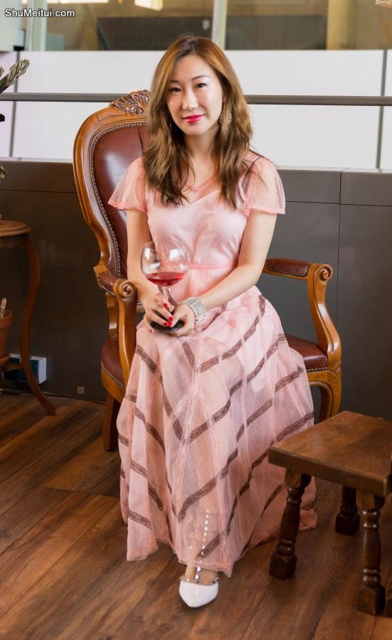 微醉的美女优优简直太漂亮了，浓郁的荷尔蒙让人抓狂[第6张/共9张]