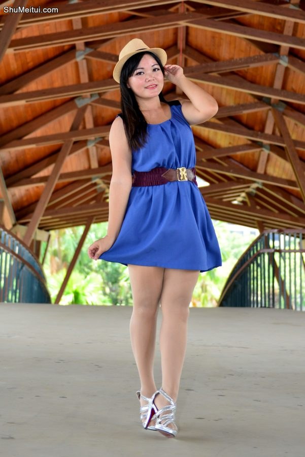 丰满的欣嫂拥有一双肥硕的肉丝腿[第31张/共36张]