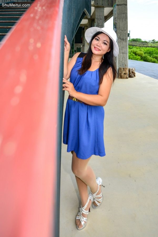 丰满的欣嫂拥有一双肥硕的肉丝腿[第13张/共36张]