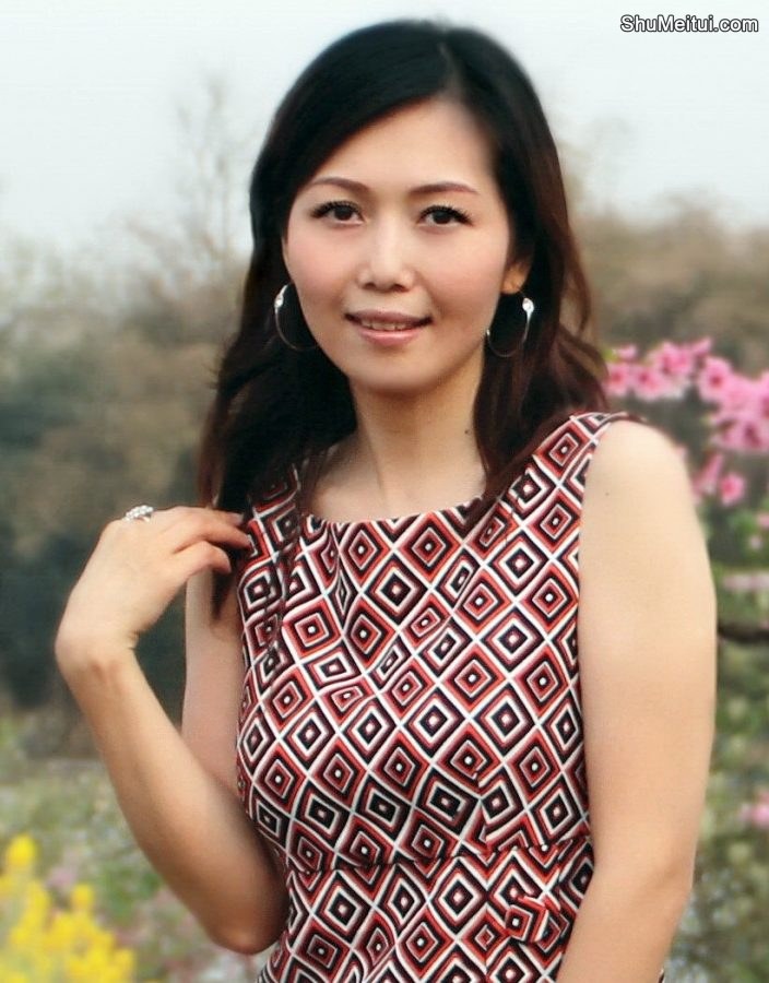 桃之夭夭美妇知风人比花美[第7张/共8张]