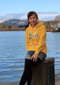 迷人的美妇知风姐澳洲自驾游黑色裤袜篇