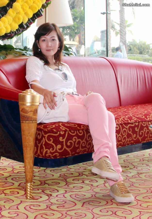 风姿卓越的贵妇在阿联酋之旅[第5张/共22张]