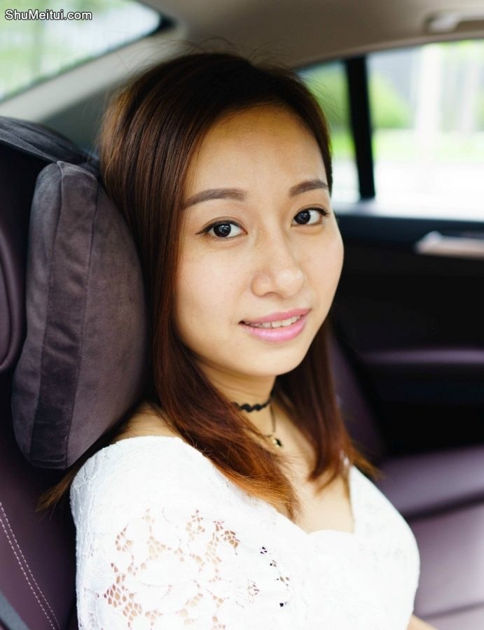 宝马年轻美妇小柯当车模来喽，不差钱就图上个镜[第11张/共22张]