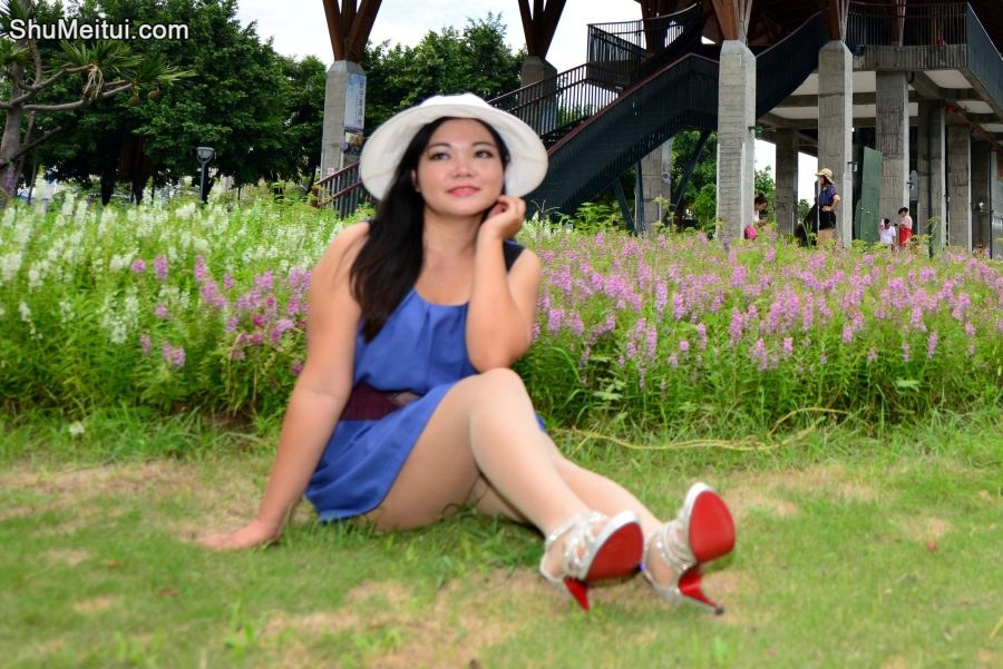 丰满的欣嫂拥有一双肥硕的肉丝腿[第11张/共36张]