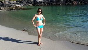 人妻美雅姐可爱泳衣秀好身材生活照