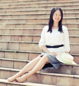 三十年后重返校园,气质优雅的Elin姐写真照片