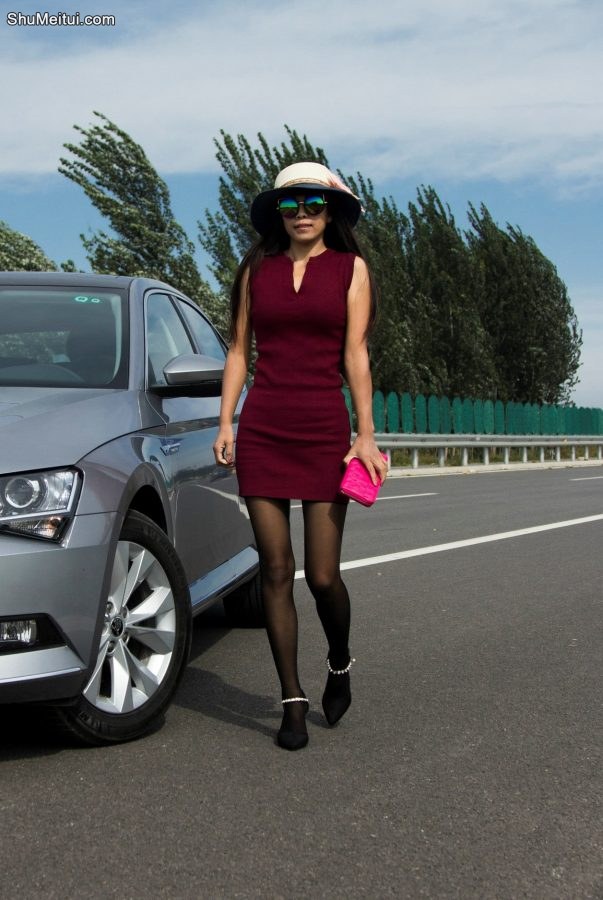 熟女的风情确实要命 气质女神影子少妇又驾到了[第16张/共54张]