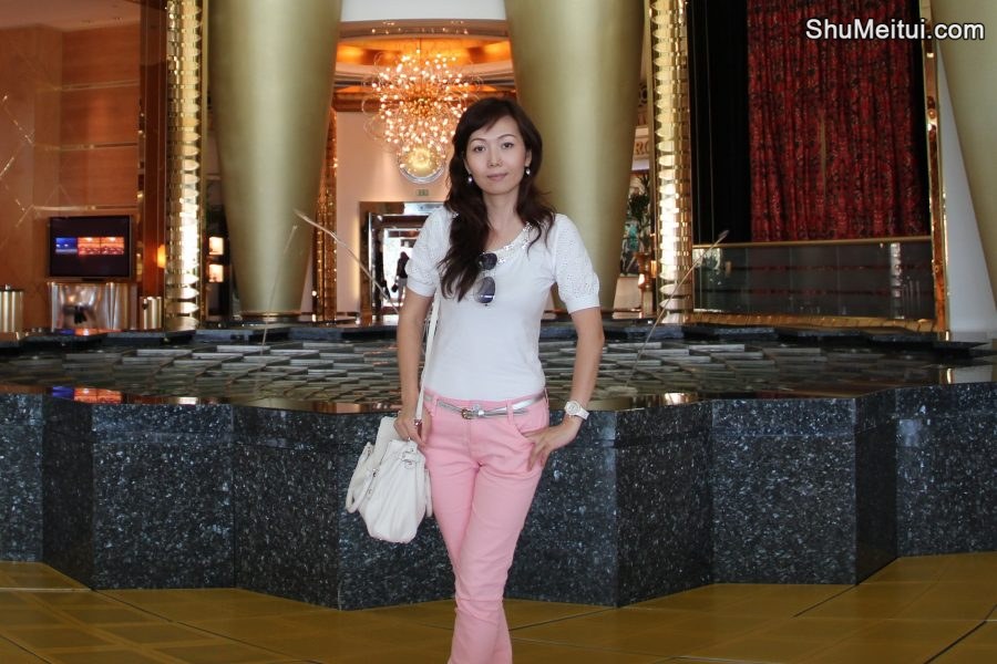 风姿卓越的贵妇在阿联酋之旅[第9张/共22张]