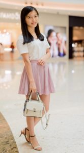 我漂亮媳妇和离异的大姨子,兄弟们明白哦