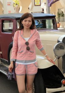 迷人的美妇知风姐澳洲自驾游短裤美腿篇