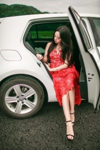 周末开车去周边浪一圈，顺便秀一秀哀家的新衣服