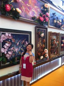 丰满的兰月姐在上海博览会参展