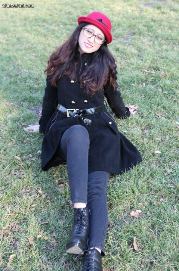 戴眼镜穿短靴的熟女，真是个迷人的妖精了[第34张/共37张]