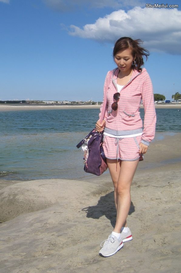 迷人的美妇知风姐澳洲自驾游短裤美腿篇[第11张/共13张]