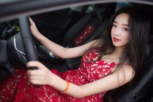 周末开车去周边浪一圈，顺便秀一秀哀家的新衣服