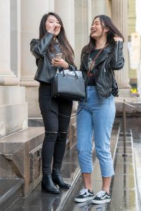 不修粉黛的一对好闺蜜，愿你们永远年轻靓丽