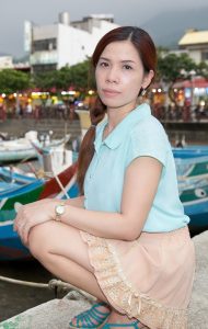 性感熟妇王翠嫂又旅游去了，当然要分享给各位老铁了