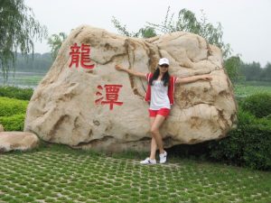 我的历史老师喜欢扮嫩秀美腿