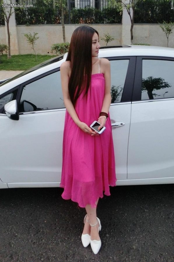 长相甜美身材火辣的性感美妇装纯洁，卡哇伊[第1张/共17张]