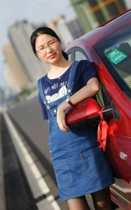 辣妈三七美妇黑丝花裙郊外一日游