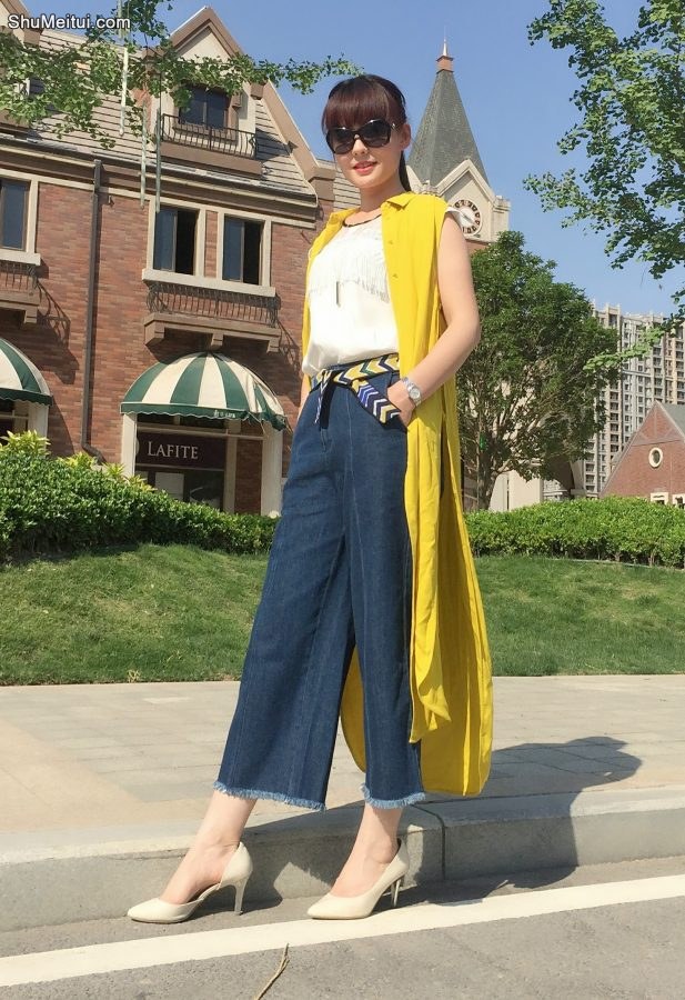 清纯靓丽无敌长腿美妇我们的最爱[第8张/共28张]