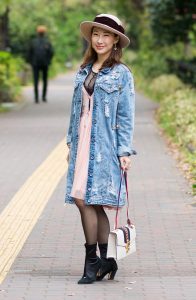 美妇姐姐优优好漂亮的脸蛋，好婀娜的身材好养眼呀