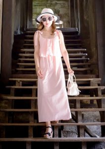 美熟妇优优去印度神庙转了一圈，就是那种羞羞的神庙哦调皮