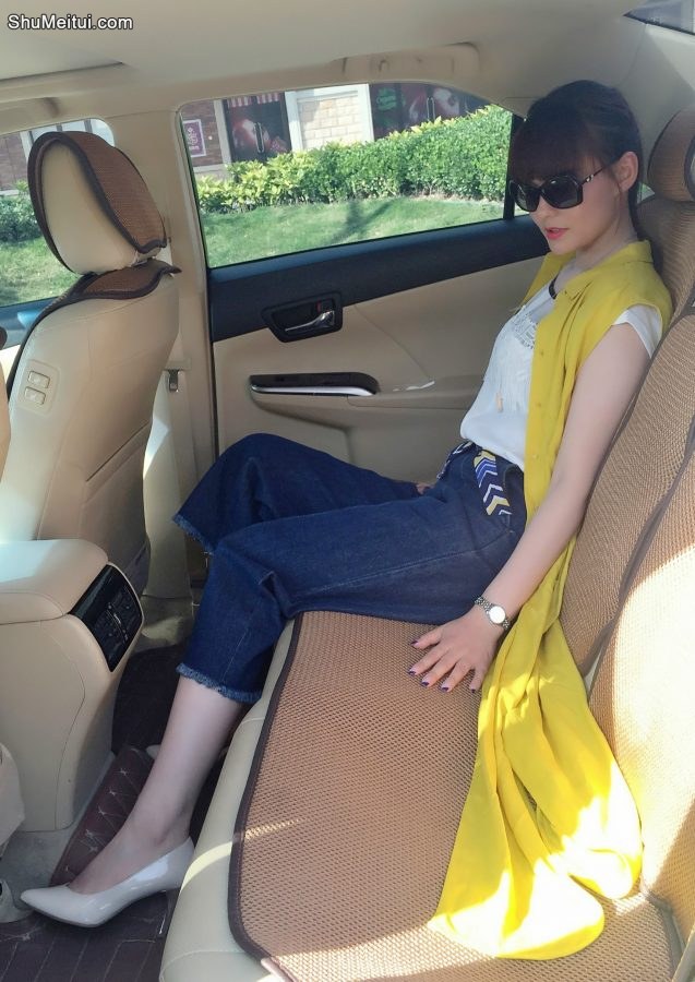 清纯靓丽无敌长腿美妇我们的最爱[第6张/共28张]