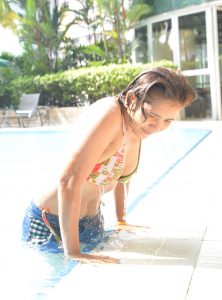 谁说巴西的女性都好看，奔放我承认营养好胸部就是大