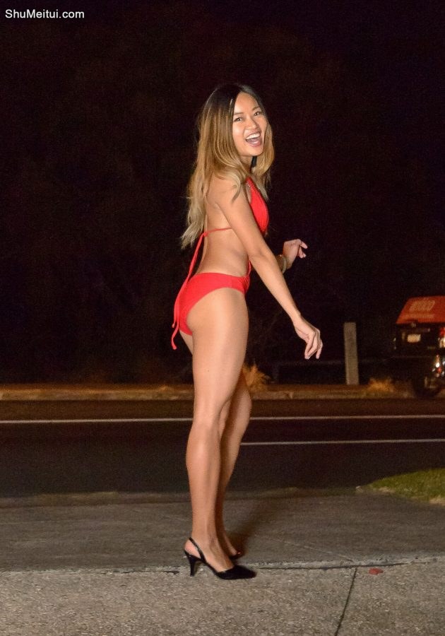 身材娇小发育却不赖的摩卡，酥胸长腿美臀一样都不缺[第14张/共15张]