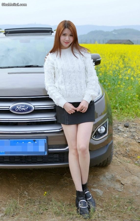 清纯甜美的小雨姐姐无论制服还是居家服都是S级别的[第26张/共39张]