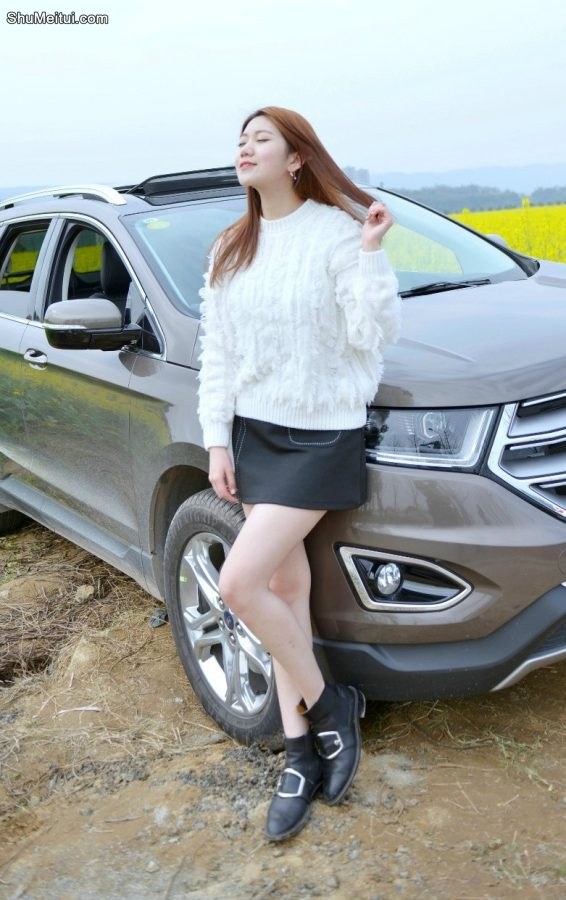 清纯甜美的小雨姐姐无论制服还是居家服都是S级别的[第24张/共39张]