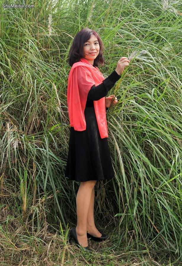 两位穿了丝袜的成熟美女大姐一起外拍之前奏[第7张/共19张]