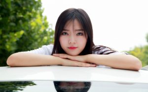 天仙般的美妇好美好美黑色长裙牛仔短裤好性感