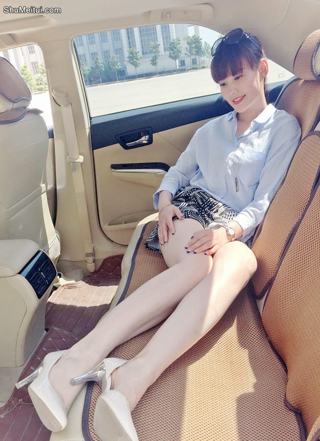 清纯靓丽无敌长腿美妇我们的最爱[第23张/共28张]