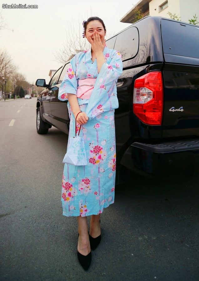 漂亮媳妇给俺当车模，还真有一股日本妹子的感觉[第7张/共9张]