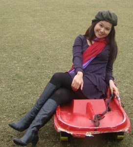 两位熟妇闺蜜玩嗨了，皮靴高跟加上黑丝韵味十足嘛