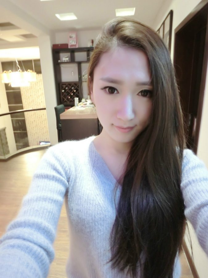 熟美妇车内诱惑自拍，身材凹凸有致颜值超高哎[第14张/共14张]